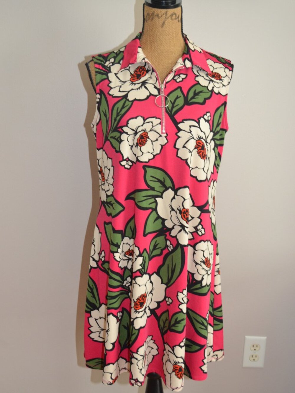 Ava & Grace Large Floral Sleeveless Dress Pink White Zip Front Collared Stretch